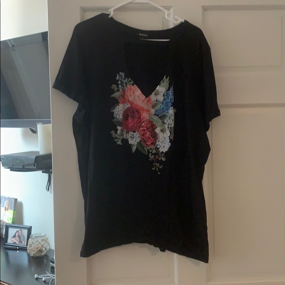 Torrid size 3 floral shirt